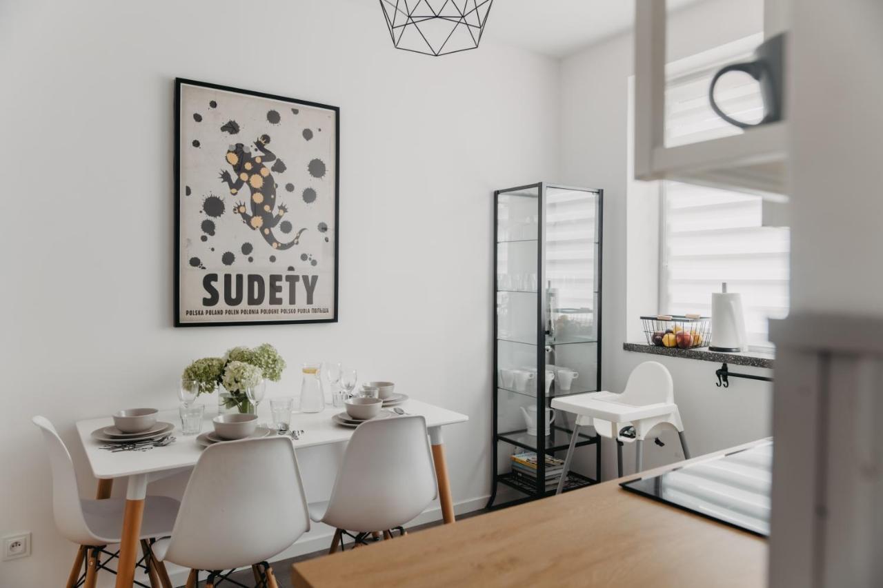 Jeleni Zakatek - Apartament W Stolicy Karkonoszy Jelenia Góra Exterior foto